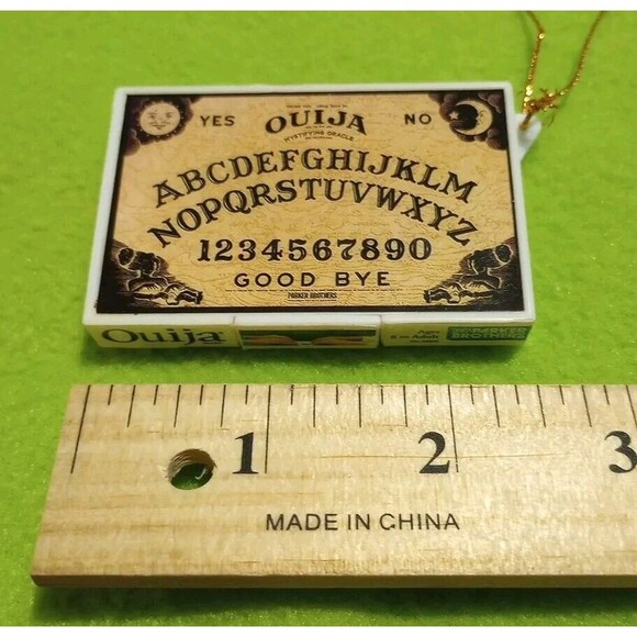 Vintage Parker Bros Ouija Board Keychain NO Planchette Wooden Ouija Ornament - Picture 6 of 14